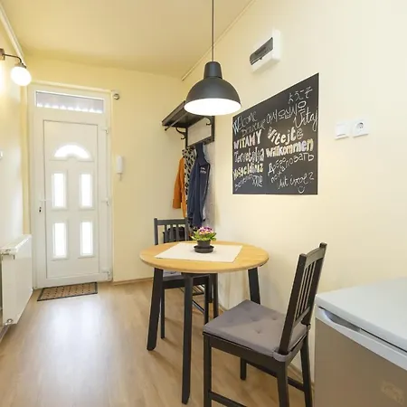 Hosoek Apartment *