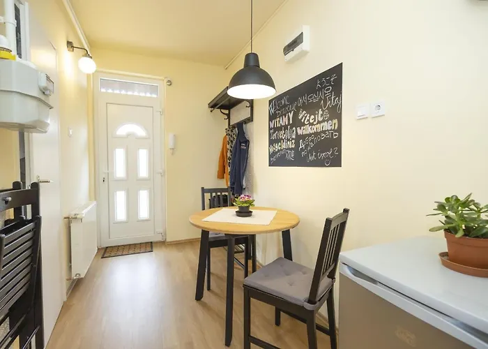 Hosoek Apartament *